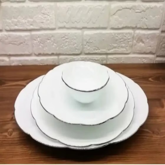 سرویس غذاخوری مقصود ۲۶ پارچه ارکوپال نیلوفری لب طلا مناسب ۶ نفر