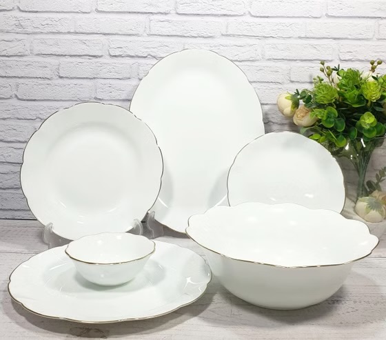 سرویس غذاخوری ۲۶ پارچه ارکوپال نیلوفری لب طلا مناسب ۶ نفر